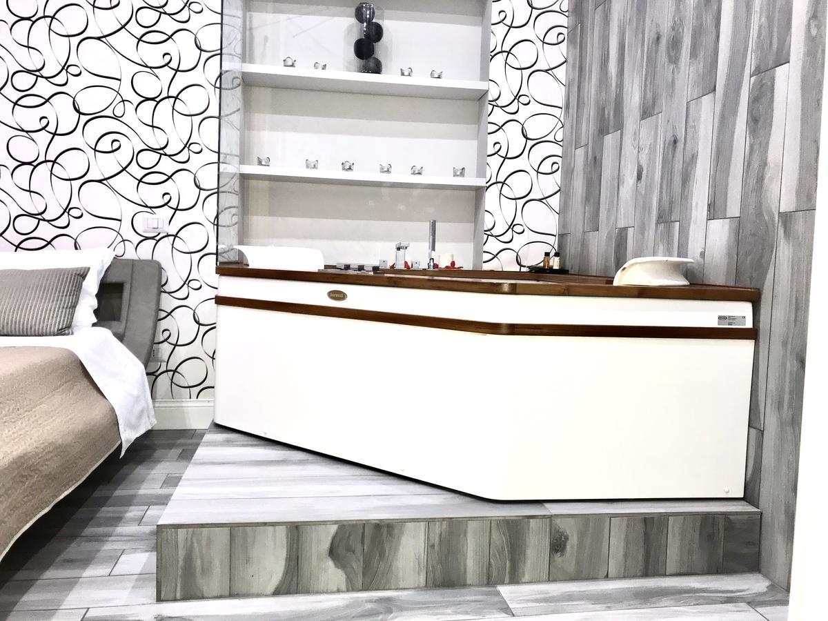Bed and Breakfast Domus Tacito Luxury Rzym Zewnętrze zdjęcie